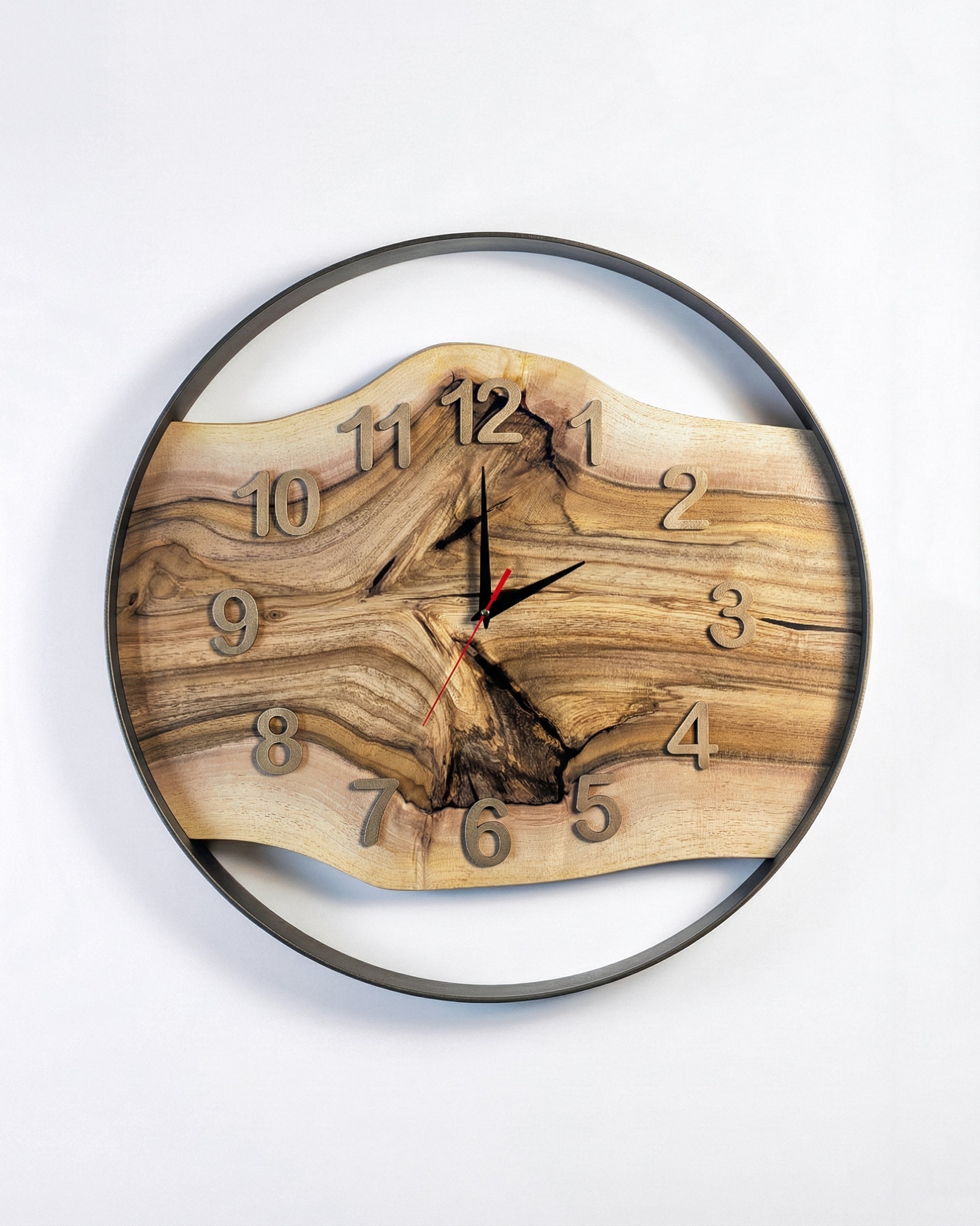 Handcrafted Live Edge European Walnut Wall Clock AETERNUM 20"