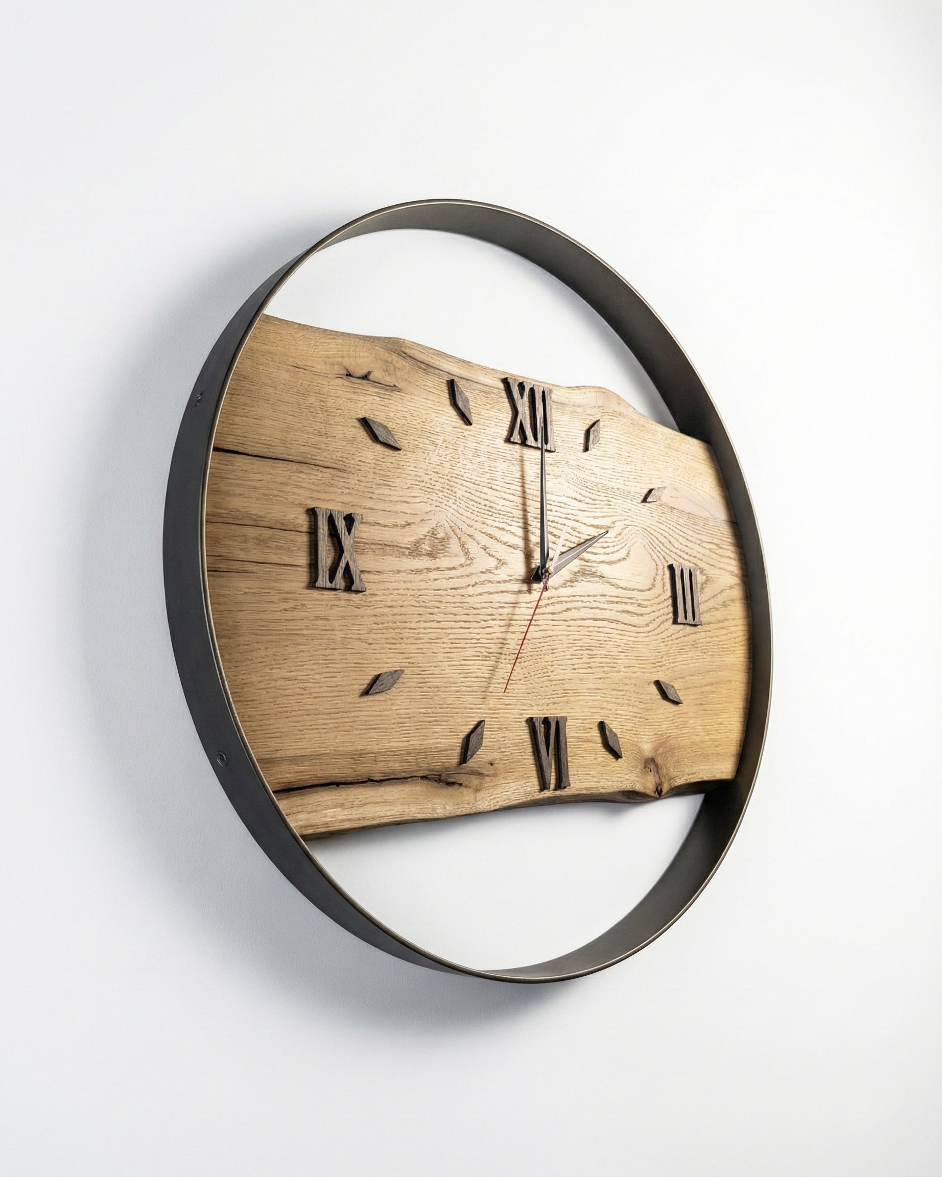 Handcrafted Live Edge European Oak Wall Clock RELICTUM GOLD 19"