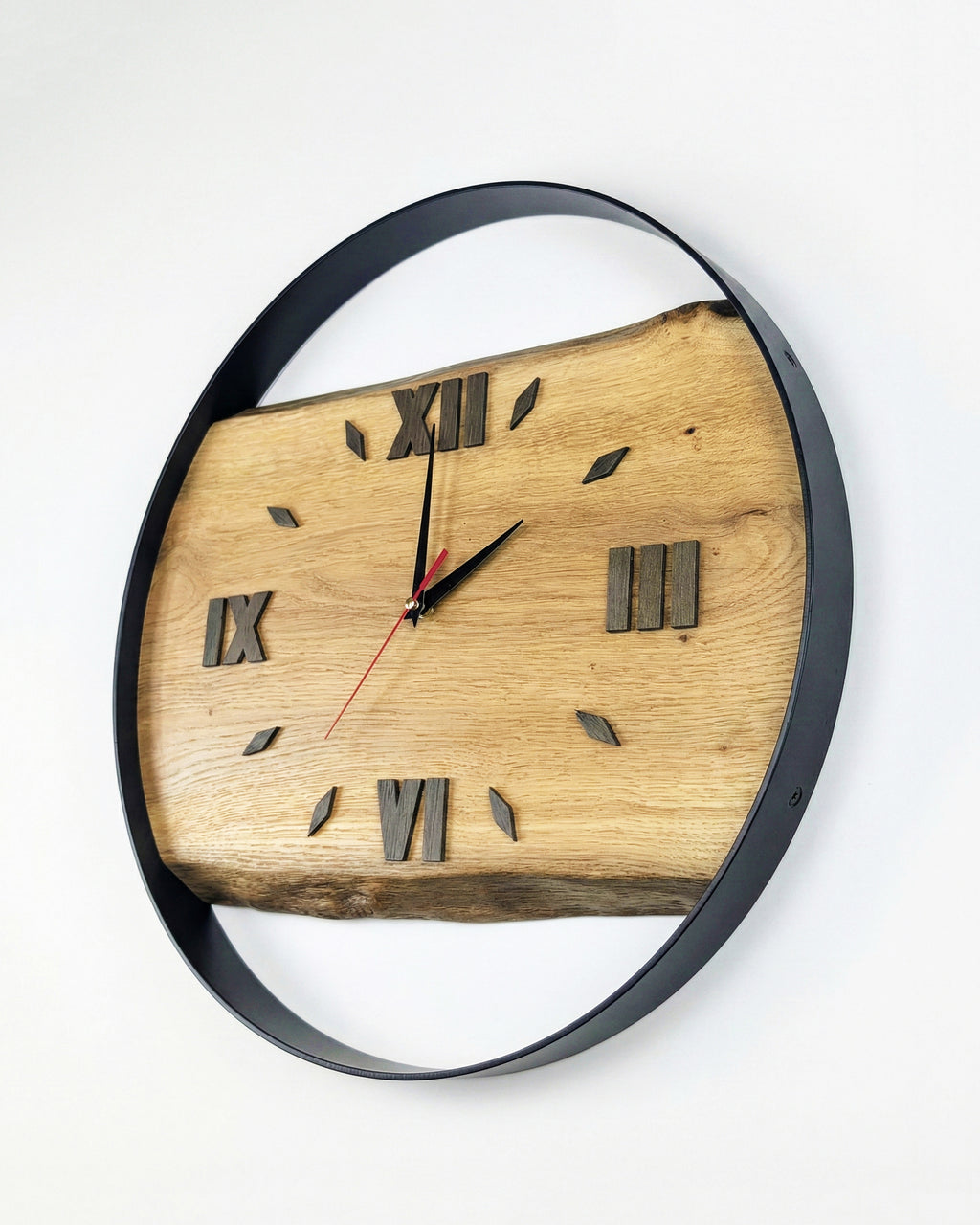 Handcrafted Live Edge European Oak Wall Clock RELICTUM BLACK 17 1/2"