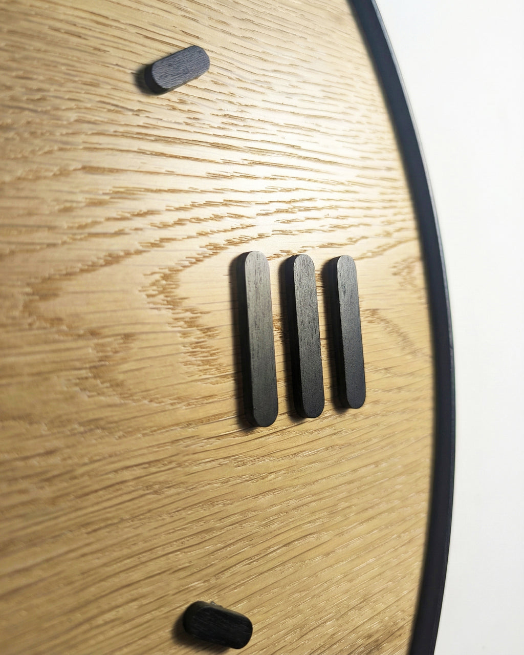 Handcrafted Live Edge European Oak Wall Clock RELICTUM SOFT 16"